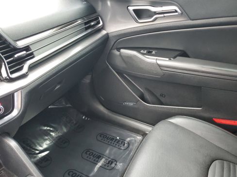 Certified 2023 Kia Sportage SX image 22