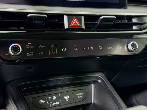 Used 2025 Kia K5 LXS FWD image 8