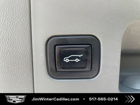 Certified 2022 Cadillac XT5 Premium Luxury AWD/4WD image 21