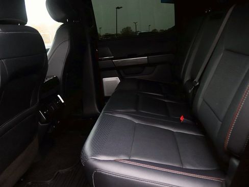 Used 2022 Ford F150 Lariat w/ Equipment Group 502A High image 17