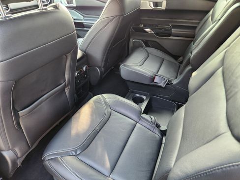Used 2021 Ford Explorer ST w/ Equipment Group 401A image 35