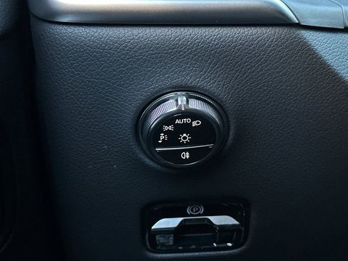 New 2026 Mercedes-Benz GLC 300 image 27