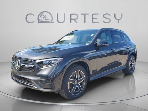 Certified 2026 Mercedes-Benz GLC 300 4MATIC image 1