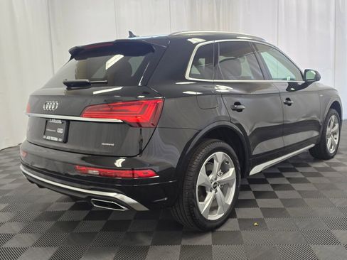 Certified 2025 Audi Q5 2.0T Premium Plus w/ Premium Plus Package image 6