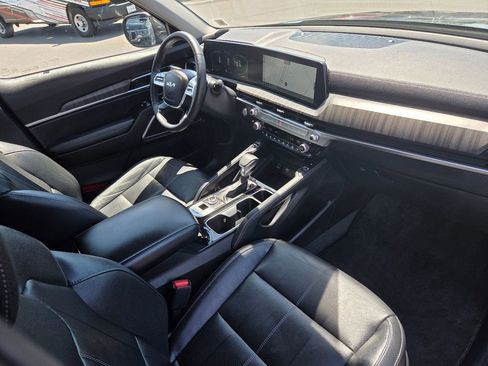 Used 2024 Kia Telluride EX AWD/4WD image 27