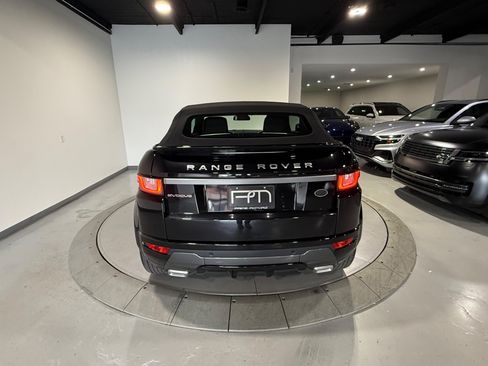 Used 2019 Land Rover Range Rover Evoque SE Dynamic AWD/4WD image 14