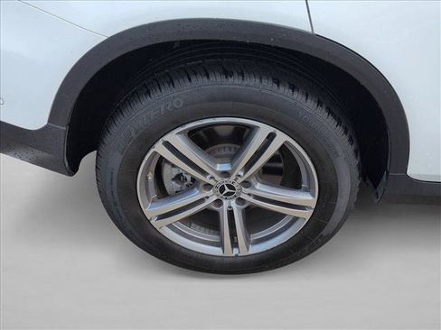 Used 2022 Mercedes-Benz GLC 300 image 21