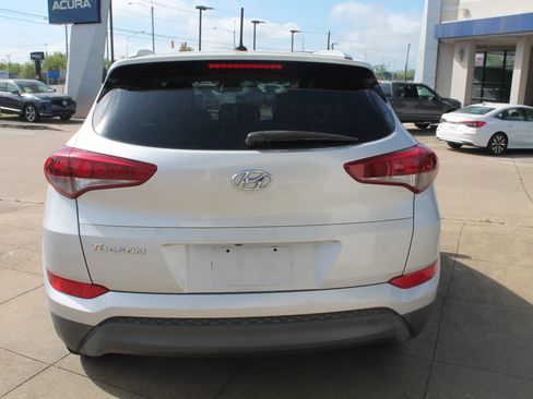 Used 2016 Hyundai Tucson SE w/ Option Group 02 image 5