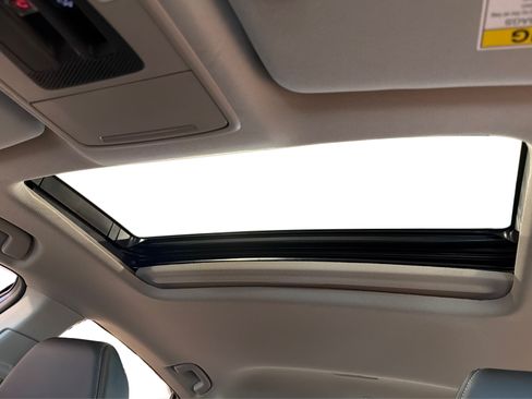 Used 2025 Honda Accord EX-L image 35