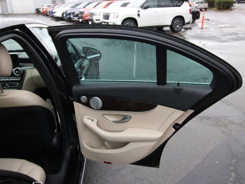 Used 2018 Mercedes-Benz C 300 Sedan image 21