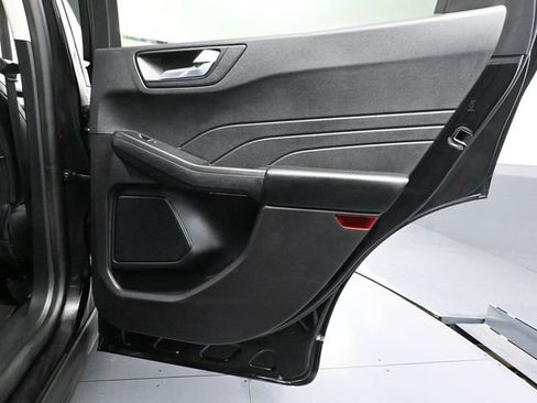 Used 2021 Ford Escape SEL image 40