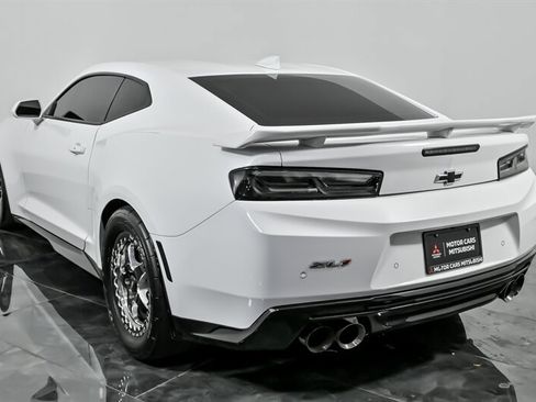 Used 2017 Chevrolet Camaro ZL1 image 9