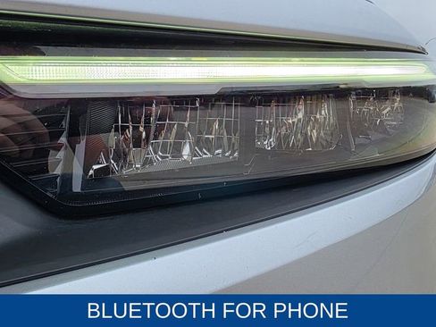 Used 2023 Honda Accord Touring image 11