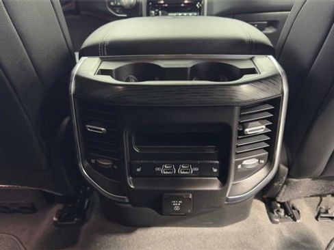 Used 2024 RAM 1500 Laramie image 17