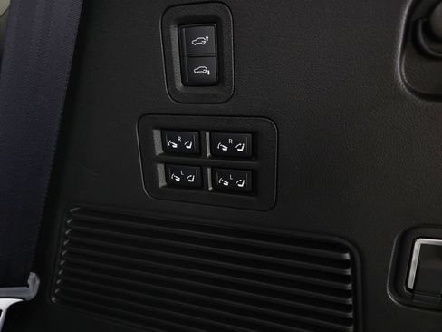 Used 2025 INFINITI QX80 Luxe AWD/4WD image 9