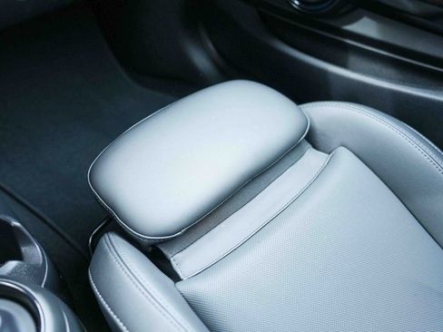 Used 2022 MINI Cooper S image 37