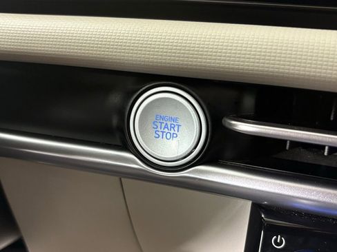 Used 2025 Hyundai Tucson SEL image 27