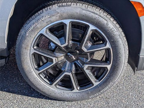 Used 2023 Chevrolet Tahoe RST image 11