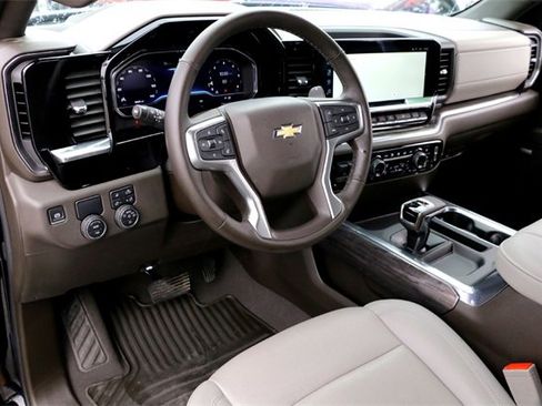 Used 2024 Chevrolet Silverado 1500 LTZ w/ LTZ Premium Texas Edition image 9