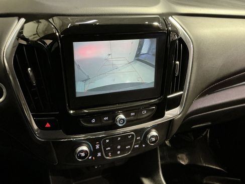 Used 2019 Chevrolet Traverse LT image 27