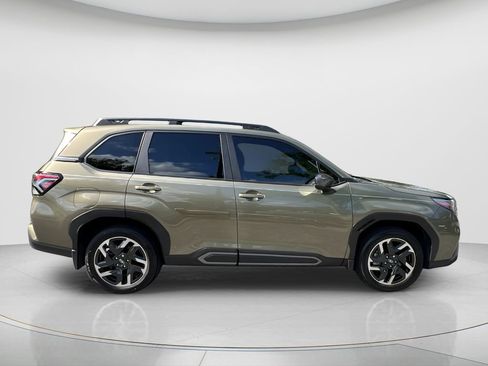 Used 2025 Subaru Forester Limited w/ Popular Package #2 AWD/4WD image 4
