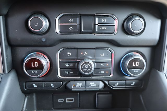Used 2024 Chevrolet Tahoe LT AWD/4WD image 13