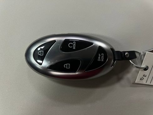Used 2025 Hyundai Sonata SE FWD image 31