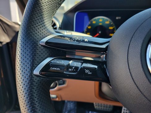 Certified 2023 Mercedes-Benz E 450 Cabriolet image 22