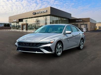 New 2025 Hyundai Elantra Limited