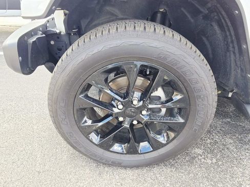 Used 2021 Jeep Wrangler Unlimited Sahara w/ Cold Weather Group image 21