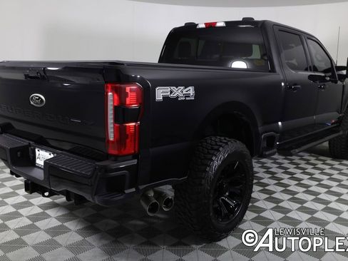 Used 2023 Ford F250 Lariat w/ Lariat Ultimate Package AWD/4WD image 5