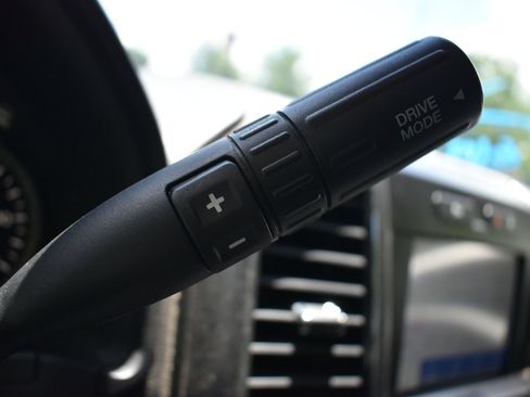 Used 2020 Ford F150 XLT w/ Equipment Group 302A Luxury AWD/4WD image 24