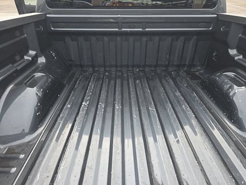 Used 2017 Chevrolet Colorado W/T w/ WT Convenience Package RWD image 13