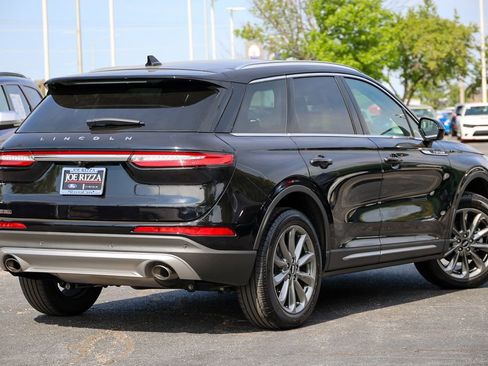 Certified 2022 Lincoln Corsair AWD w/ Premium Package image 3