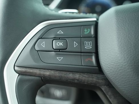 Used 2021 Jeep Grand Cherokee L Limited AWD/4WD image 35