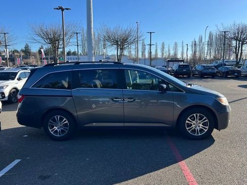 Used 2011 Honda Odyssey EX image 7