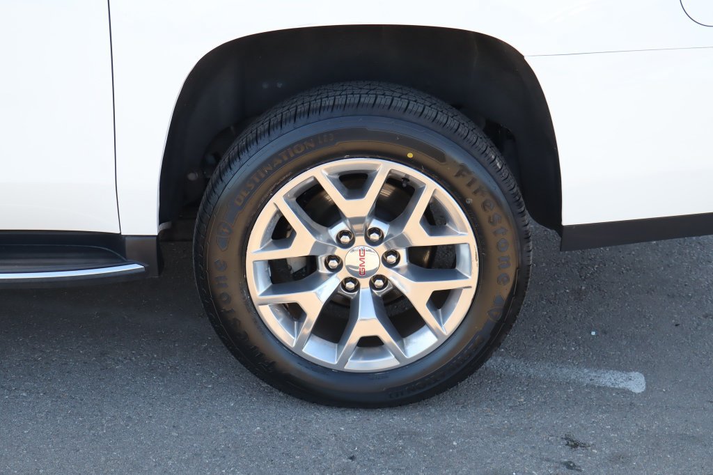 Used 2020 GMC Yukon XL SLE w/ SLE Value Package AWD/4WD image 13