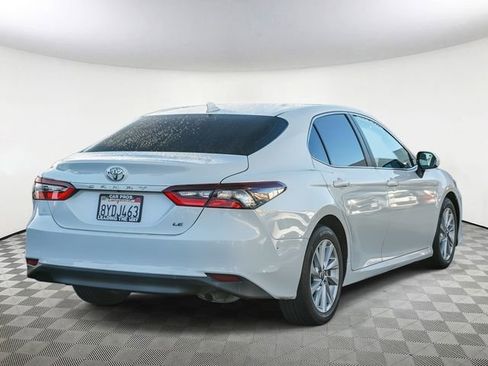 Used 2022 Toyota Camry LE image 8