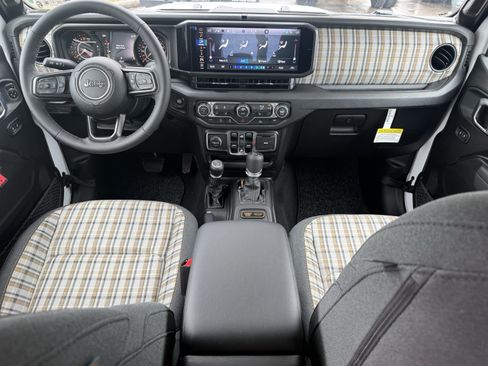 New 2026 Jeep Gladiator Sport AWD/4WD image 10