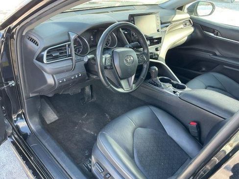Used 2022 Toyota Camry XSE w/ Cold Weather Package image 11