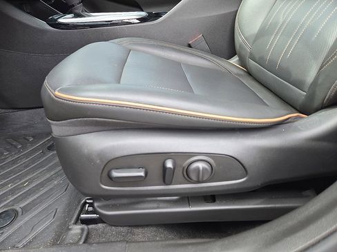 Used 2024 Buick Envista Sport Touring FWD image 25