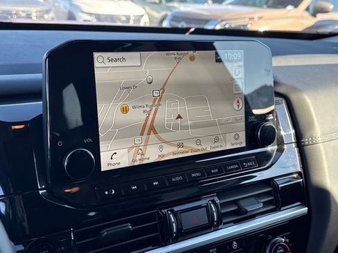 Used 2025 Nissan Pathfinder Platinum w/ Cargo Package image 21