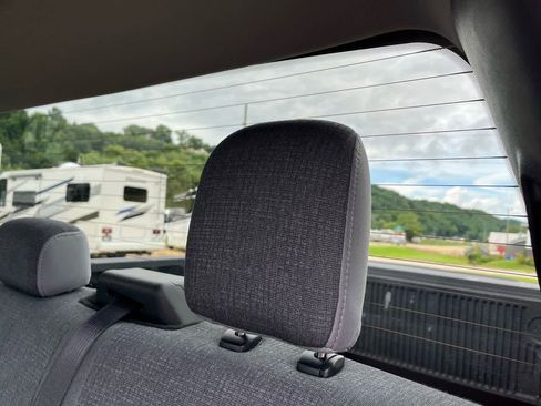 Used 2024 Ford F150 XLT image 39