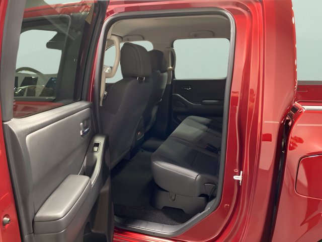 Certified 2024 Nissan Frontier SV AWD/4WD image 24