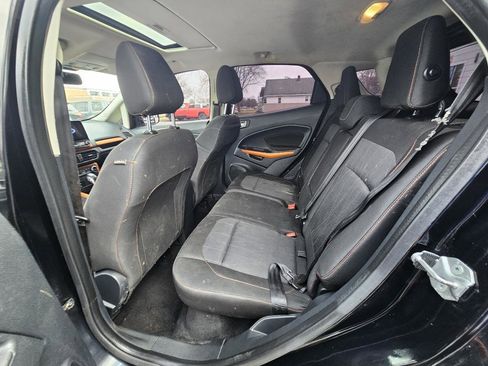 Used 2021 Ford EcoSport SE w/ SE Appearance Package image 19