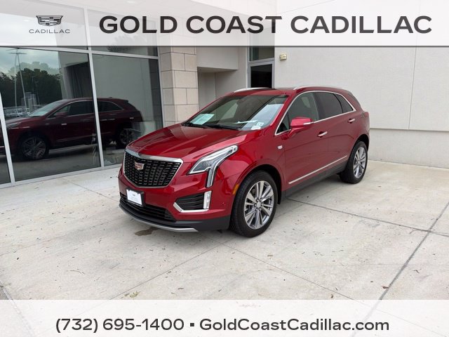 Used 2025 Cadillac XT5 Premium Luxury w/ Technology Package AWD/4WD image 1