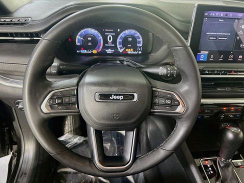 Used 2023 Jeep Compass High Altitude w/ Driver Assist Group I AWD/4WD image 11