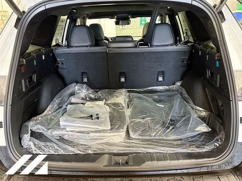 New 2026 Subaru Outback Limited AWD/4WD image 28