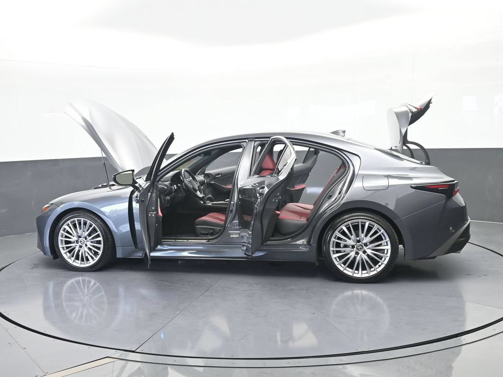 Used 2025 Lexus IS 300 w/ Premium Package RWD image 79