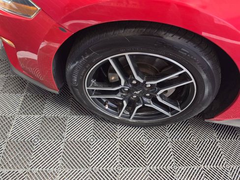 Used 2020 Ford Mustang Premium RWD image 29
